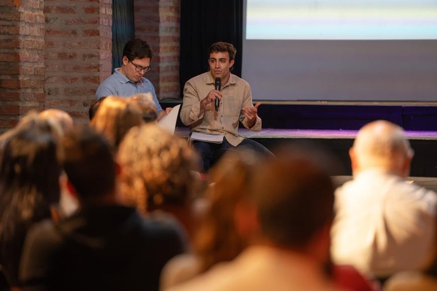 El 65% de los jóvenes que trabajan en Santa Fe no realizan aportes previsionales