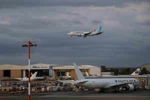 Se reanudan los vuelos entre Emiratos e Israel tras el ataque en un avión de Flydubai