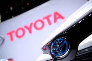 Toyota invertirá US$ 1.341 millones en Zárate para fabricar autos electrificados bajo el RIGI, con fuerte perfil exportador y miles de nuevos empleos formales. Foto: REUTERS / Denis Balibouse.