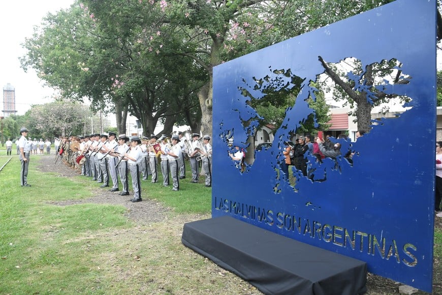 Postal de uno de los más recientes aniversarios de la guerra de Malvinas Día del Veterano y de los caídos. Crédito: Flavio Raina