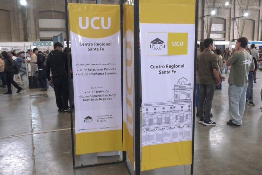 La participación de la UCU en Expocarreras permite a los estudiantes secundarios  acercarse a la institución