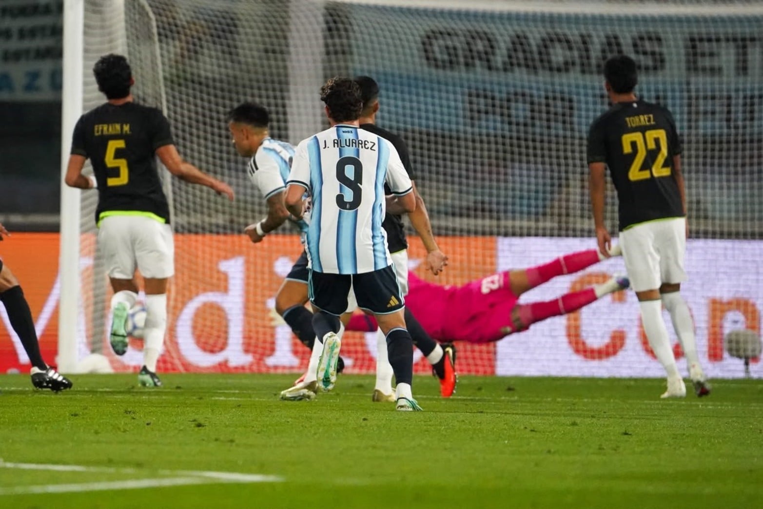 Amistoso Argentina vs Bolivia.