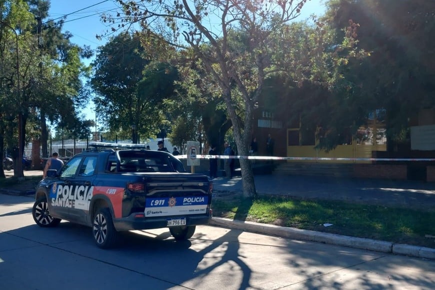 La Policía realizó allanamientos fuera del ámbito escolar.