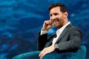 El desembarco de Messi y sus socios en el fútbol español busca dinamizar la estructura operacional del Eldense para consolidarlo en el ámbito profesional. REUTERS/Marco Bello