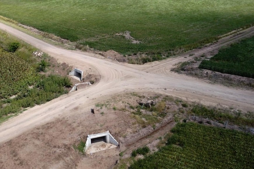 Obras hídricas: avanzan los trabajos en los canales Secundario Bogado y Colonia Escribanos