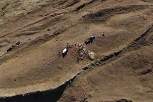 La Formación Durupinar, cerca de Dogubeyazit, en la provincia de Agri, con su perfil alargado que recuerda a una embarcación. Foto: NoahsArkScans.com