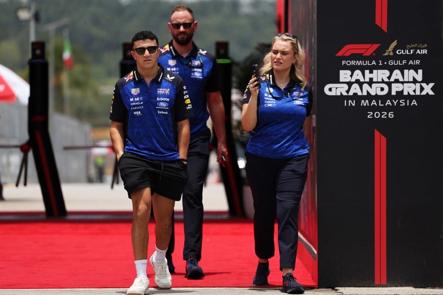 Formula One F1 - Bahrain Grand Prix - Sepang International Circuit, Sepang, Malaysia - October 1, 2026
Red Bull's Isack Hadjar arrives ahead of the Bahrain Grand Prix REUTERS/Hasnoor Hussain