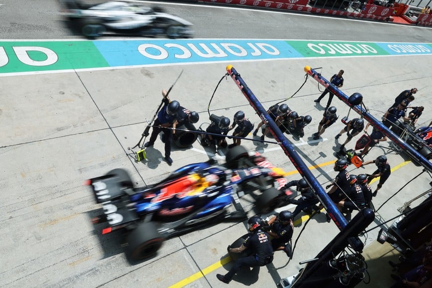 Formula One F1 - Bahrain Grand Prix - Sepang International Circuit, Sepang, Malaysia - October 2, 2026
Red Bull's Max Verstappen in the pitlane during practice 1 REUTERS/Jakub Porzycki