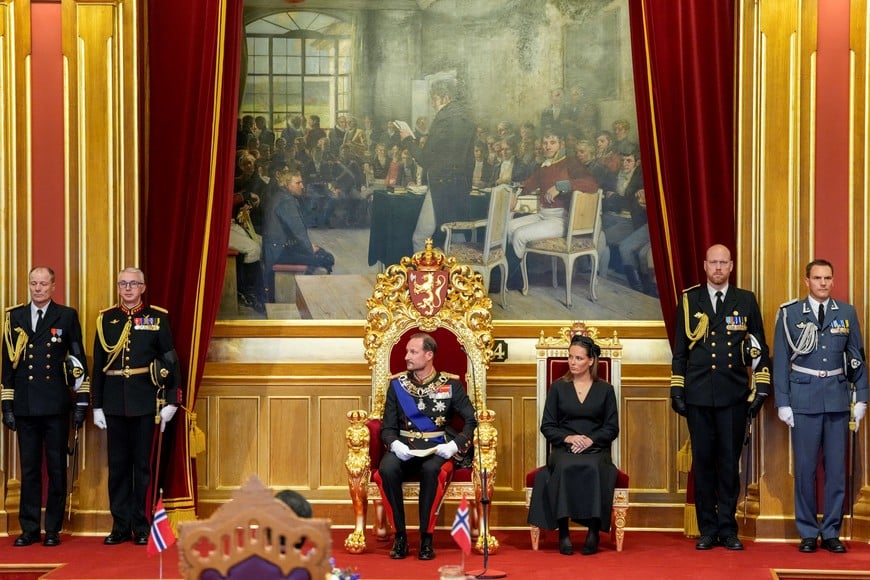 Norway's King Haakon delivers the speech from the throne, where he reads out the government's policy plans for the coming year, alongside Crown Princess Ingrid Alexandra, on the day of the ceremonial opening of the 171st Storting, in Oslo, Norway, October 2, 2026. NTB/Ole Berg-Rusten via REUTERS   ATTENTION EDITORS - THIS IMAGE WAS PROVIDED BY A THIRD PARTY. NORWAY OUT. NO COMMERCIAL OR EDITORIAL SALES IN NORWAY.
