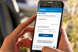El trámite puede realizarse tanto desde el sitio web de ANSES como desde la aplicación oficial para celulares