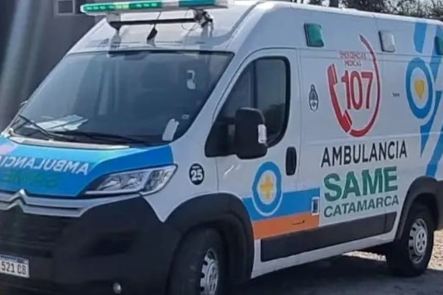 Una ambulancia se trasladó hasta el colegio y asistió a la menor. Gentileza: El Esquiú