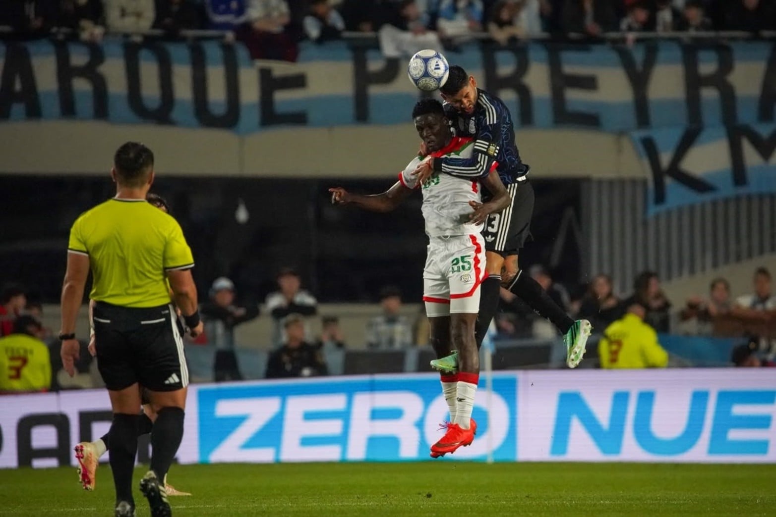 Bajísima jerarquía la de la selección africana.