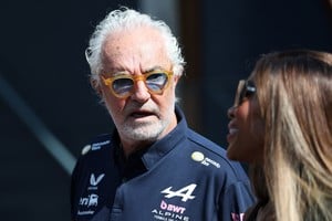 Briatore aceptó la sanción a Colapinto, pero cuestionó que Lindblad no recibiera un castigo por su contacto con Lawson en el mismo reinicio de Bakú.