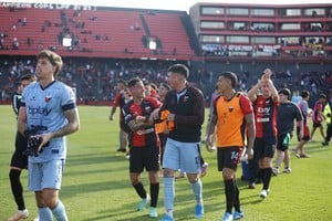 Colón vs. Estudiantes | Fecha 32 de la Zona A de la Primera Nacional. Foto: Matías Pintos