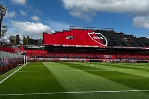 Newell´s y Lanús igualaron sin goles en el Coloso.