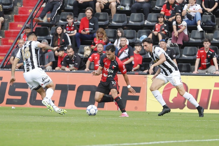 Colón vs. Estudiantes | Fecha 32 de la Zona A de la Primera Nacional. Foto: Matías Pintos