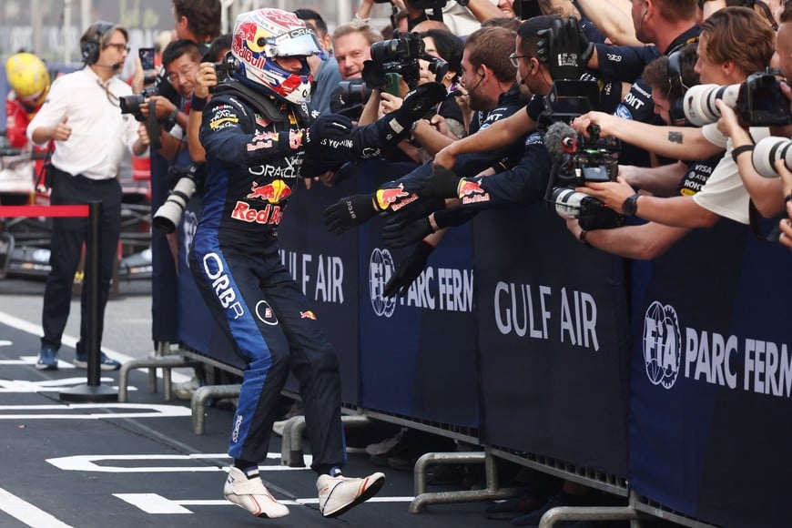 Formula One F1 - Bahrain Grand Prix - Sepang International Circuit, Sepang, Malaysia - October 4, 2026
Red Bull's Max Verstappen celebrates after winning the Bahrain Grand Prix REUTERS/Jakub Porzycki
