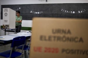 Más de 158 millones de brasileños fueron convocados este domingo. Si nadie supera el 50%, habrá segunda vuelta el 25 de octubre. REUTERS/Diego Herculano