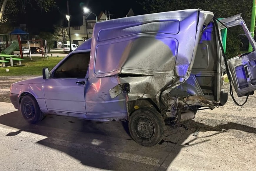 El choque ocurrió durante la noche del domingo en Punta Lara.