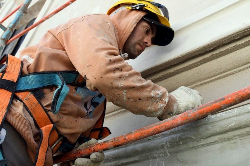 Obras de remodelación en el Teatro 1° de Mayo.