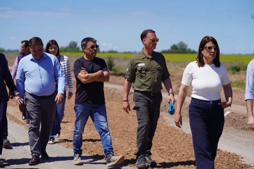 Reconstrucción de la Ruta 41s: ensanchan la calzada y avanzan las capas estructurales
