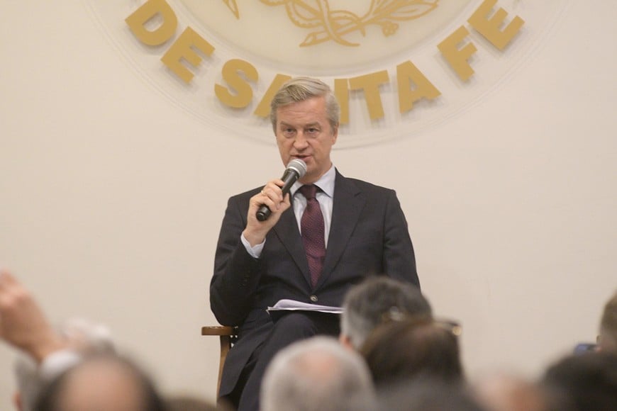 El embajador Erik Høeg habló de las condiciones para entrar al mervcado de la UE. Foto: Manuel Fabatía