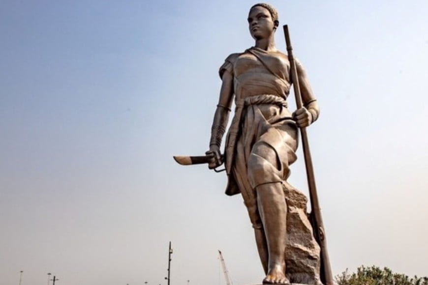 El monumento de la Amazonía en Benin.