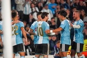 El gol de Nico Paz en el partido despedido de Lionel Messi con la Selección tras asitencia del capitán. Foto: Fernando Nicola.