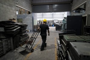 Pese al incremento de recursos y horas laborales entre 2016 y 2025, la eficiencia productiva argentina exhibe un persistente retroceso en las últimas décadas.
Foto: Archivo / Xinhua / Martín Zabala.