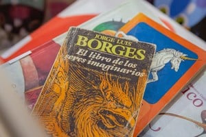 Una propuesta que suma. La iniciativa convocará durante tres jornadas, de 16 a 20, a lectores, bibliófilos y libreros en un encuentro pensado para poner en valor la circulación, la conservación y el encanto único de los libros con historia.