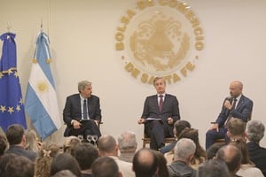 Durando, presidente de la BCSF con el embajador Høeg y el ministro Puccini.