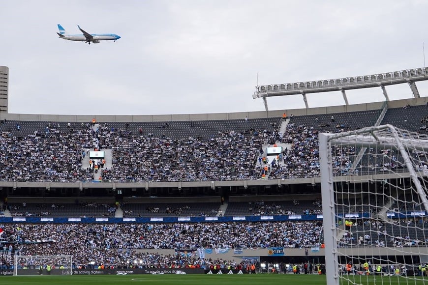 El Monumental ya espera por Messi y los shows musicales. Crédito: Fernando Nicola