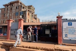 El paciente enfermó hace un mes y fue tratado en varios hospitales del Congo, pero falleció en Kenia.
