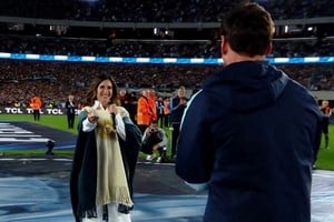 Brindis, la sentida canción de La Sole para Messi.