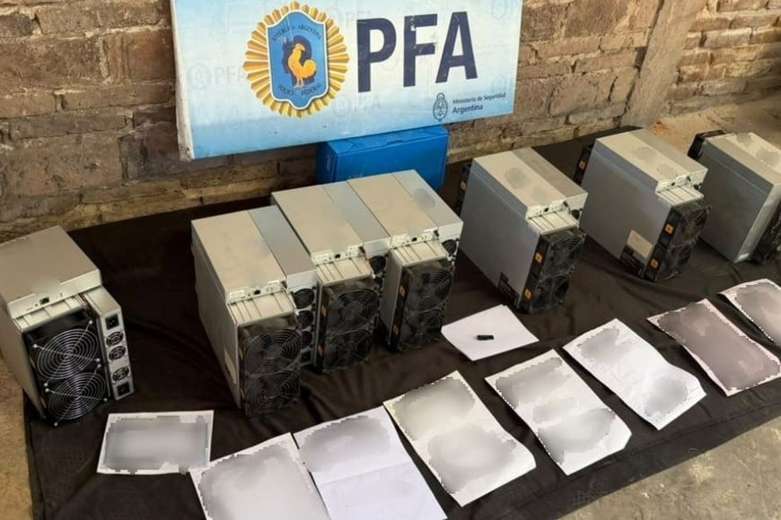 Poderosas unidades de almacenamiento fueron secuestradas. Foto: PFA