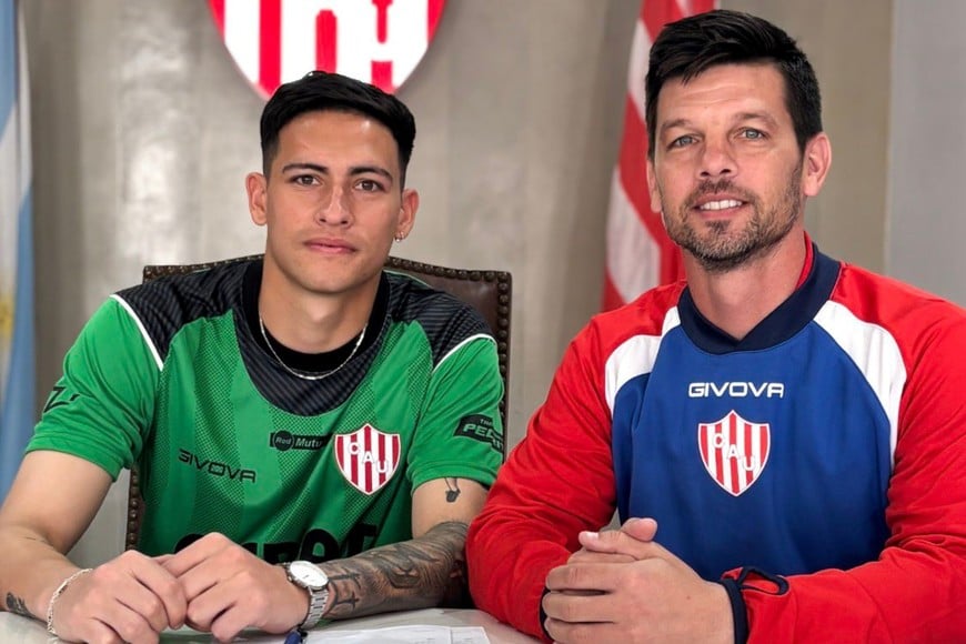Meuli y Zurbriggen en la firma de la renovación de contrato.