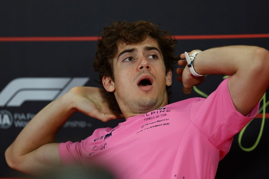 Formula One F1 - Singapore Grand Prix - Marina Bay Street Circuit, Singapore - October 8, 2026
Alpine's Franco Colapinto ahead of the race REUTERS/Edgar Su