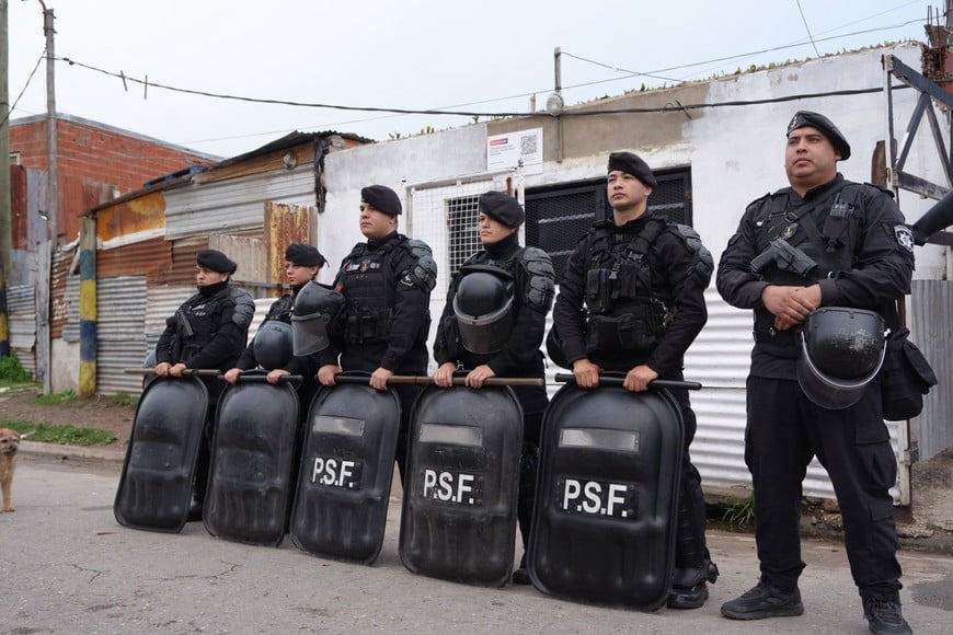 Derribaron dos búnkers vinculados al Clan Riquelme en Rosario y ya son 92 los inmuebles inactivados. Crédito: Gobierno de Santa Fe