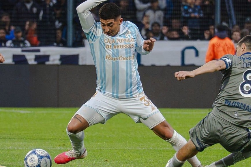 Gimnasia empató sobre el final con un penal convertido por "Chelo" Torres.