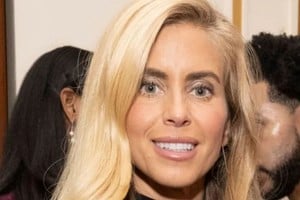 Zacharia. de 42 años, es una figura habitual en los medios conservadores Newsmax y Fox News.