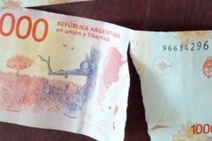 Los billetes rotos, manchados, quemados o deteriorados por el uso no necesariamente pierden su valor.