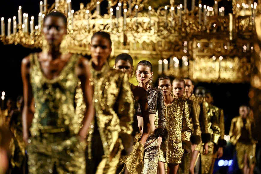 FILE PHOTO: FILE PHOTO: Models present creations by designer Anthony Vaccarello as part of his Spring/Summer 2027 Women's ready-to-wear collection show for fashion house Saint Laurent during Paris Fashion Week in Paris, France, September 29, 2026. REUTERS/Sarah Meyssonnier/File Photo