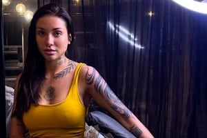 El tatuador compartió imágenes en agradecimiento a la cantante.