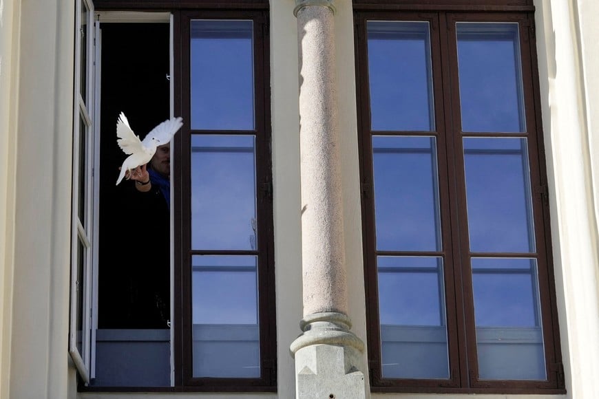 A dove flies from the window of the Nobel Peace Center following the announcement of Navanethem "Navi" Pillay as the recipient of the 2026 Nobel Peace Prize, in Oslo, Norway, October 9, 2026. 
 NTB/Terje Bendiksby/via REUTERS   ATTENTION EDITORS - THIS IMAGE WAS PROVIDED BY A THIRD PARTY. NORWAY OUT. NO COMMERCIAL OR EDITORIAL SALES IN NORWAY.