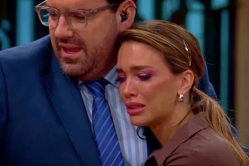 Betular se acercó a consolar a Rocío Robles
