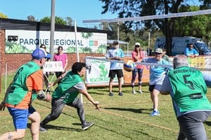 Villa Gobernador Gálvez celebra el Octubre Dorado con actividades deportivas, culturales y recreativas para adultos mayores