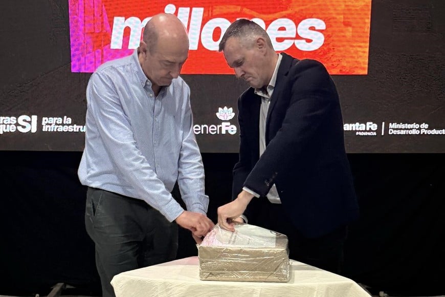 Apertura de sobres por las obras de la Ruta 93-33. Crédito: Gobierno de Santa Fe