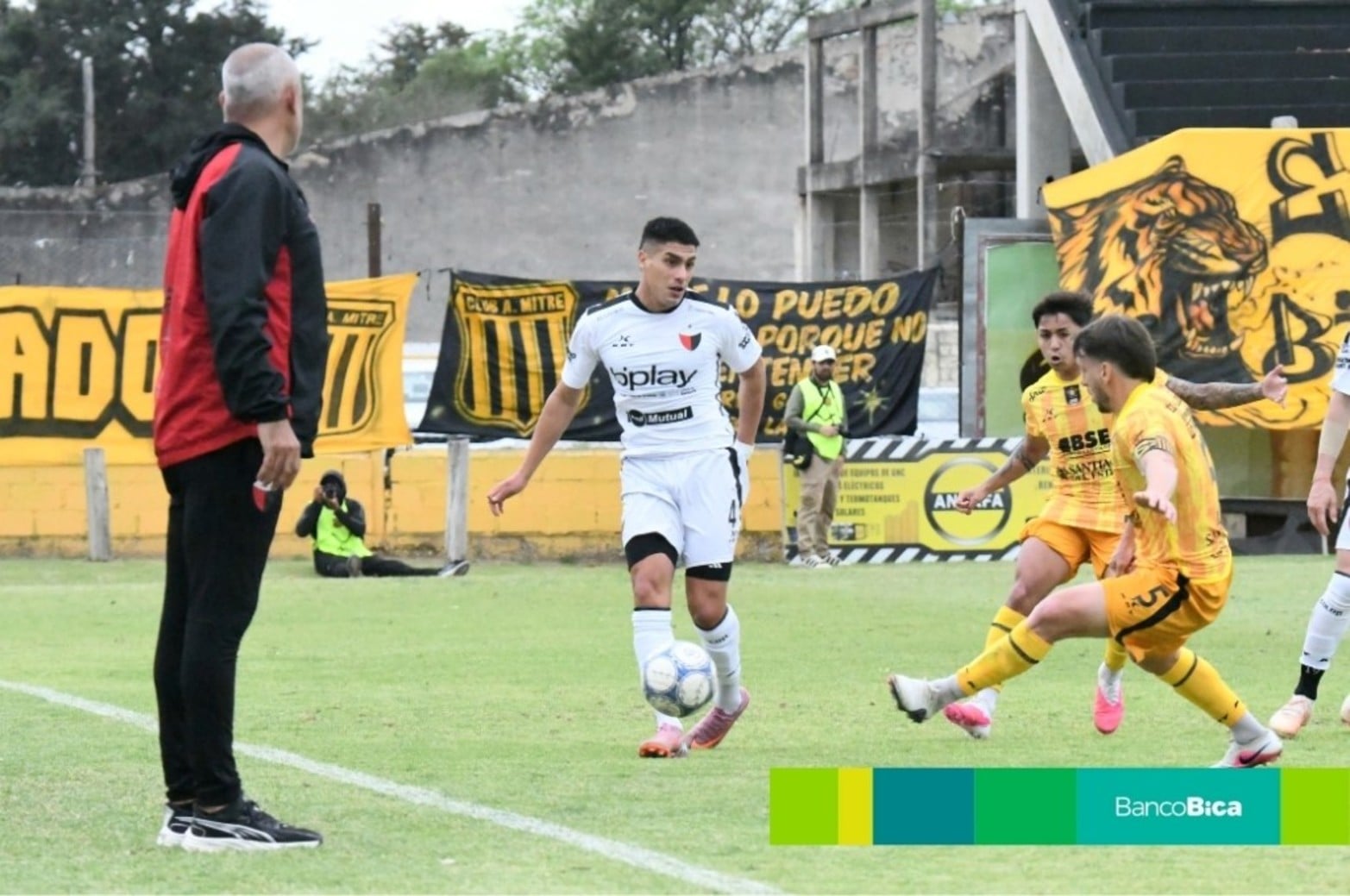 GALERIA BICA - Colón vs. Mitre