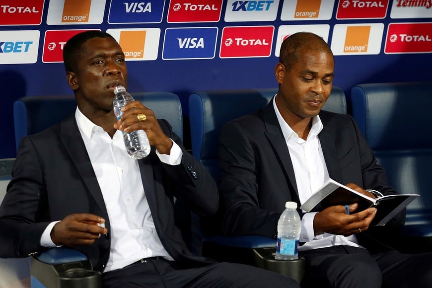 Soccer Football - Africa Cup of Nations 2019 - Group F - Cameroon v Ghana - Ismailia Stadium, Ismailia, Egypt - June 29, 2019  Cameroon coach Clarence Seedorf and his assistant Patrick Kluivert   REUTERS/Amr Abdallah Dalsh
