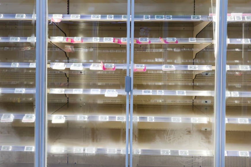 El ataque informático obligó a desechar toneladas de productos frescos en cientos de sucursales.